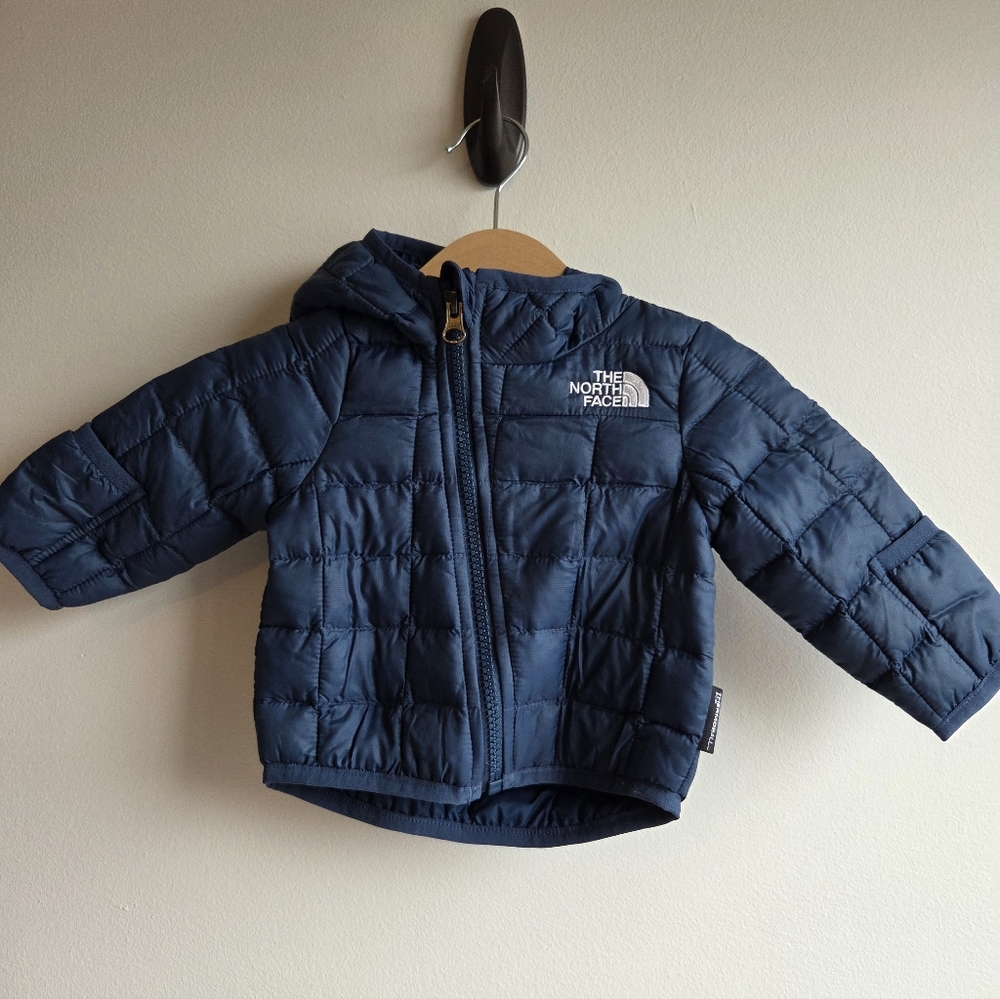 The North Face Navy Lightweight Puffer Jacket